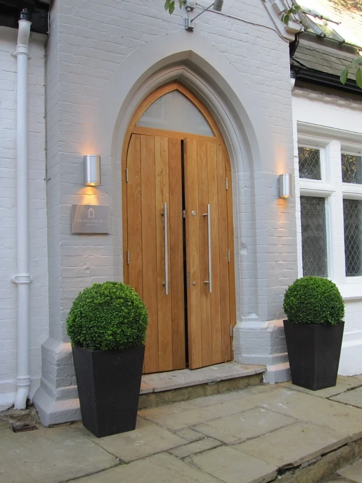 The Village Shul front gate